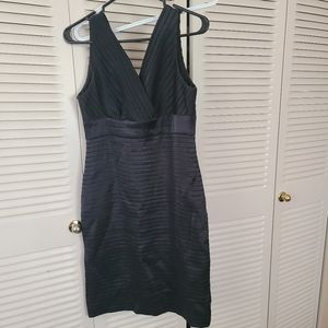 BOGO * Chateau sz 10 charcoal dress. Comfy!!